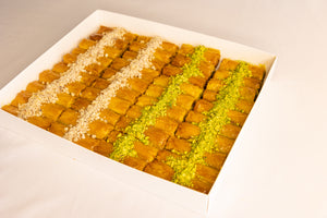 Premium Mediterranean Hand Made Mix Pistachio and Walnut Roll Baklava