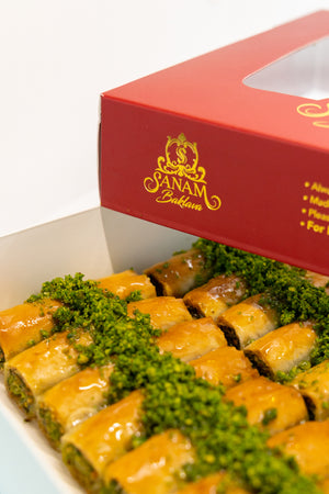 Premium Mediterranean Hand Made Pistachio Roll Baklava