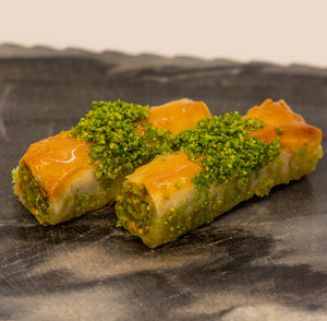 Premium Mediterranean Hand Made Pistachio Roll Baklava